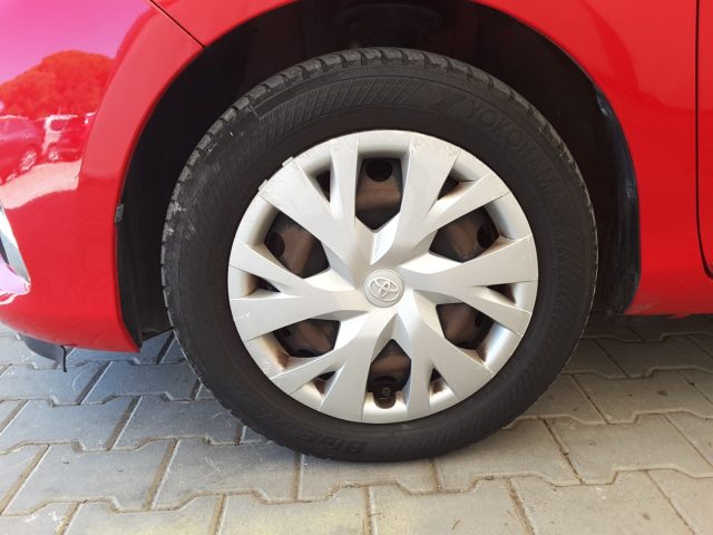 TOYOTA Yaris usata, con Airbag Passeggero