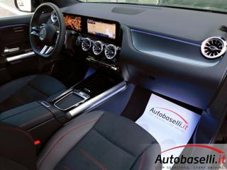 MERCEDES-BENZ GLA 180 usata, con Sistema di navigazione