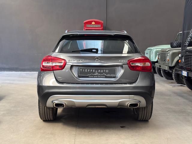 MERCEDES-BENZ GLA 200 usata, con Autoradio