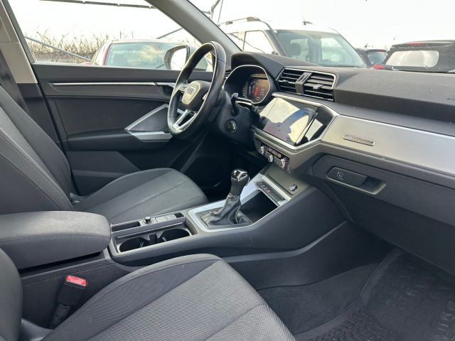 AUDI Q3 usata, con Park Distance Control