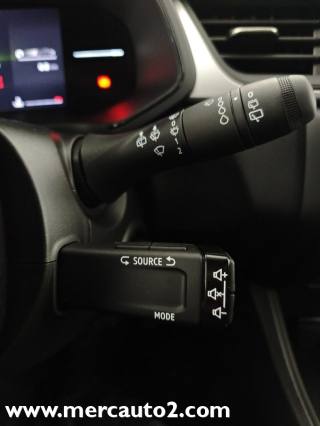 RENAULT Captur usata, con Bracciolo