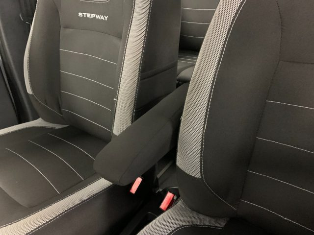 DACIA Lodgy usata, con Autoradio digitale