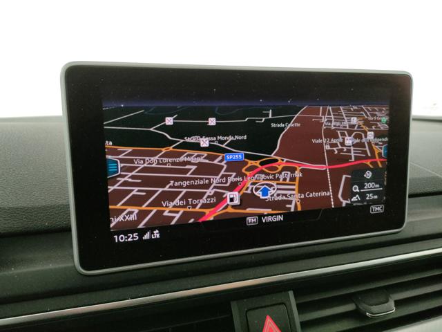 AUDI A4 usata, con USB