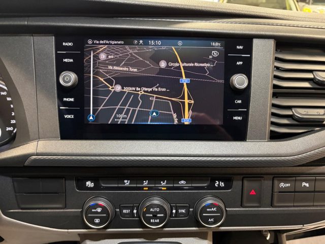 VOLKSWAGEN Caravelle usata, con Vetri oscurati