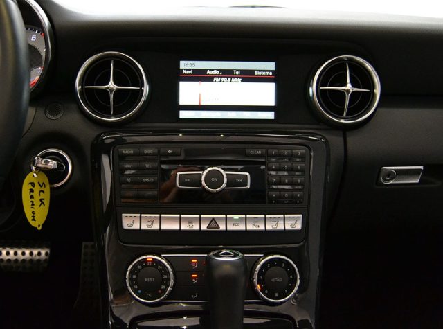 MERCEDES-BENZ SLK 200 usata, con Autoradio