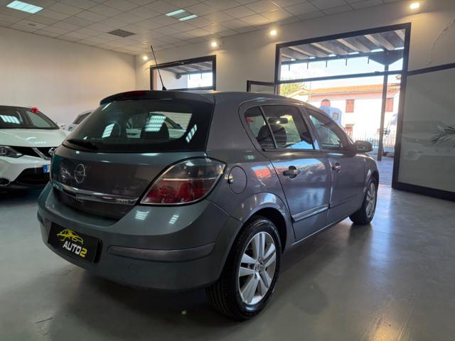 OPEL Astra usata, con Controllo trazione