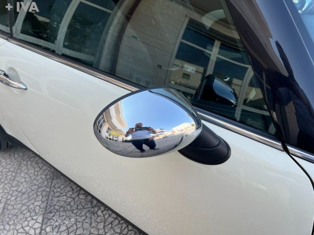 MINI Cabrio usata 17