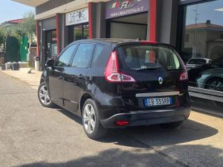 RENAULT Scenic usata, con Boardcomputer