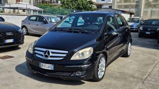 MERCEDES-BENZ B 200 usata, con Airbag