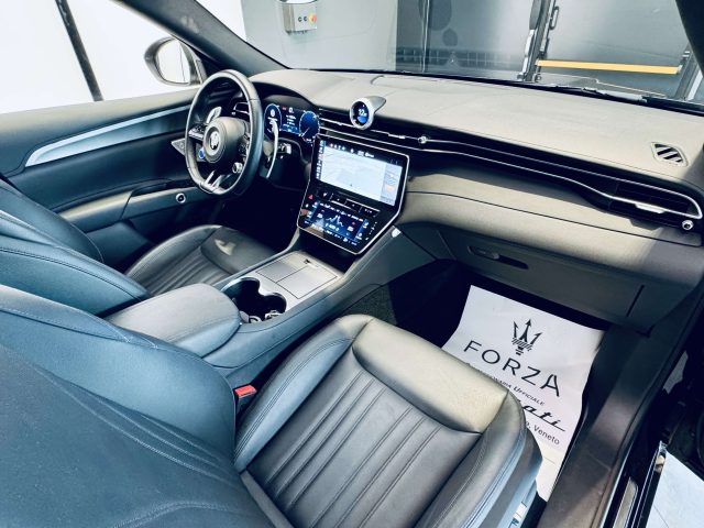 MASERATI Grecale usata, con Tettuccio apribile