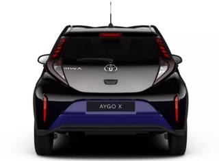 TOYOTA Aygo X usata, con Autoradio