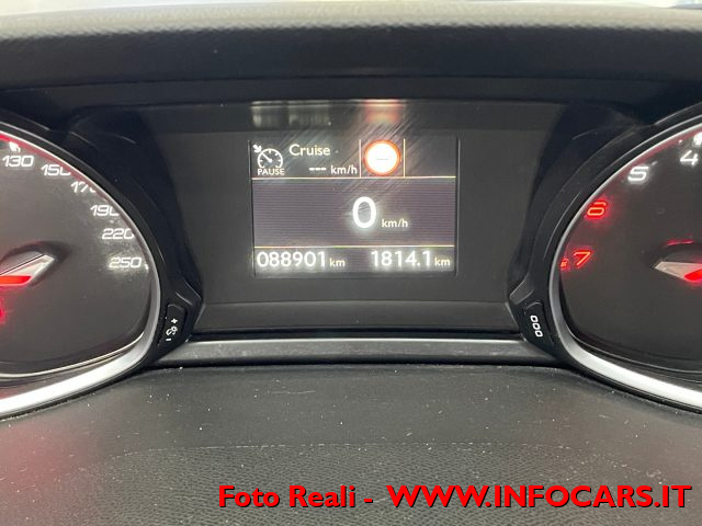 PEUGEOT 308 usata, con Telecamera per parcheggio assistito