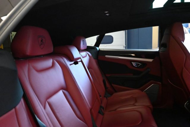 LAMBORGHINI Urus usata 35