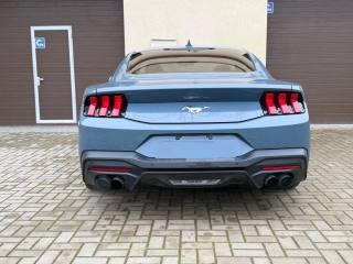 FORD Mustang usata, con Autoradio