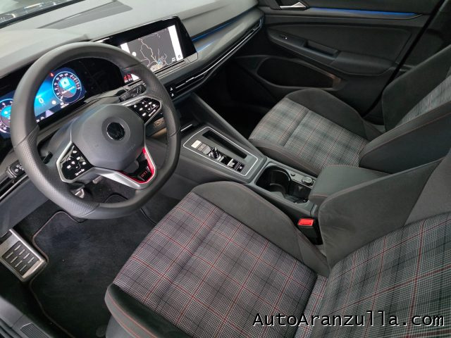 VOLKSWAGEN Golf usata, con Controllo trazione