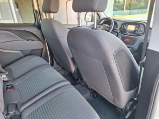 FIAT Doblo usata, con Sedile posteriore sdoppiato