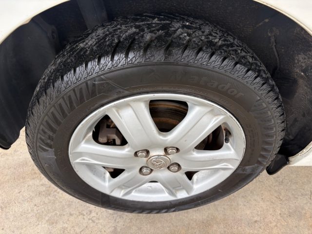 TOYOTA iQ usata, con Airbag testa