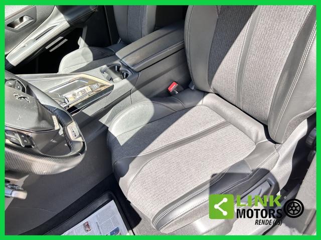 PEUGEOT 3008 usata, con Luci diurne LED