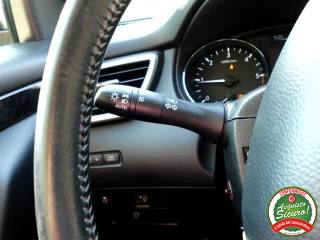 NISSAN Qashqai usata, con Luci diurne LED