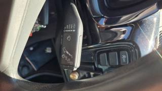 VOLKSWAGEN up! usata, con Airbag testa