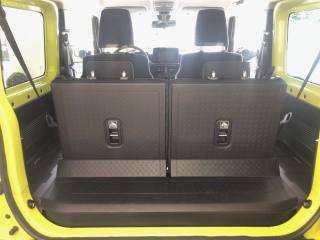 SUZUKI Jimny usata, con Bluetooth