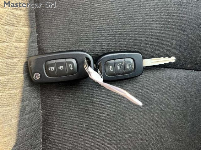 RENAULT Clio usata, con Boardcomputer