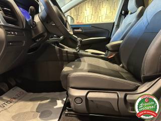 NISSAN Qashqai usata, con Fari LED