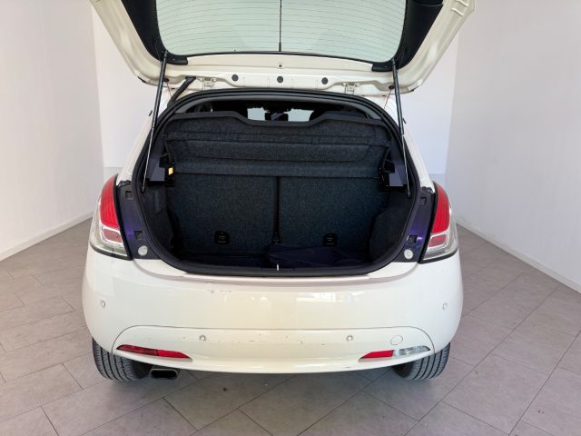 LANCIA Ypsilon usata 9