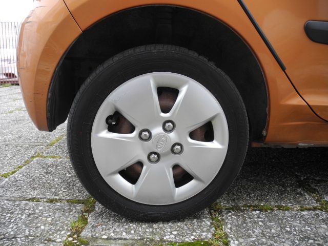 KIA Picanto usata, con Pneumatici estivi