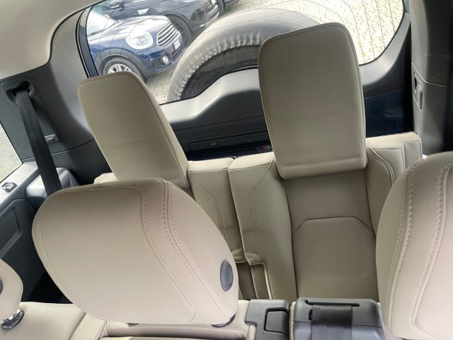 LAND ROVER Defender usata, con Autoradio