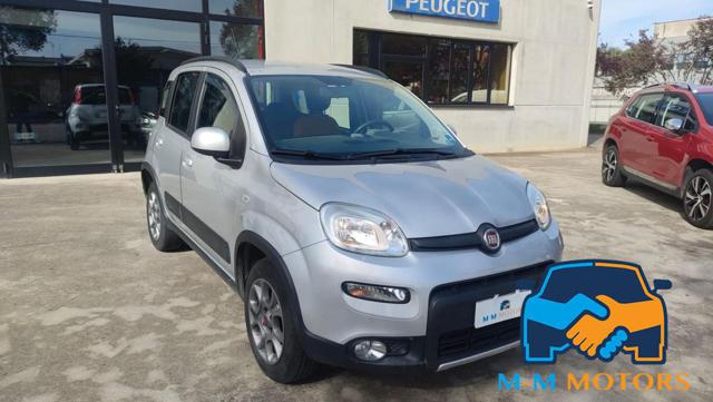 FIAT Panda Cross usata, con Cerchi in lega