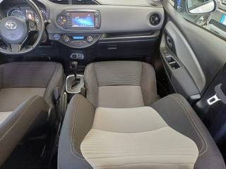 TOYOTA Yaris usata, con ESP
