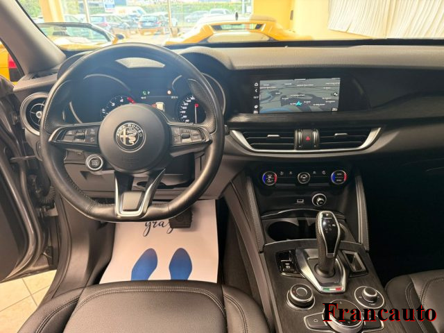 ALFA ROMEO Stelvio usata, con Alzacristalli elettrici
