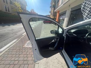 PEUGEOT 2008 usata, con Monitoraggio pressione pneumatici