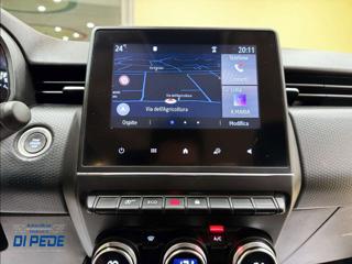 RENAULT Clio usata, con Touch screen