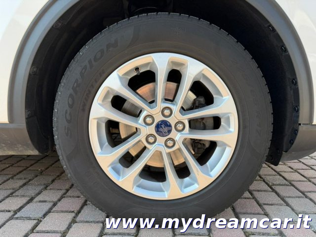 FORD Kuga usata, con Fari LED