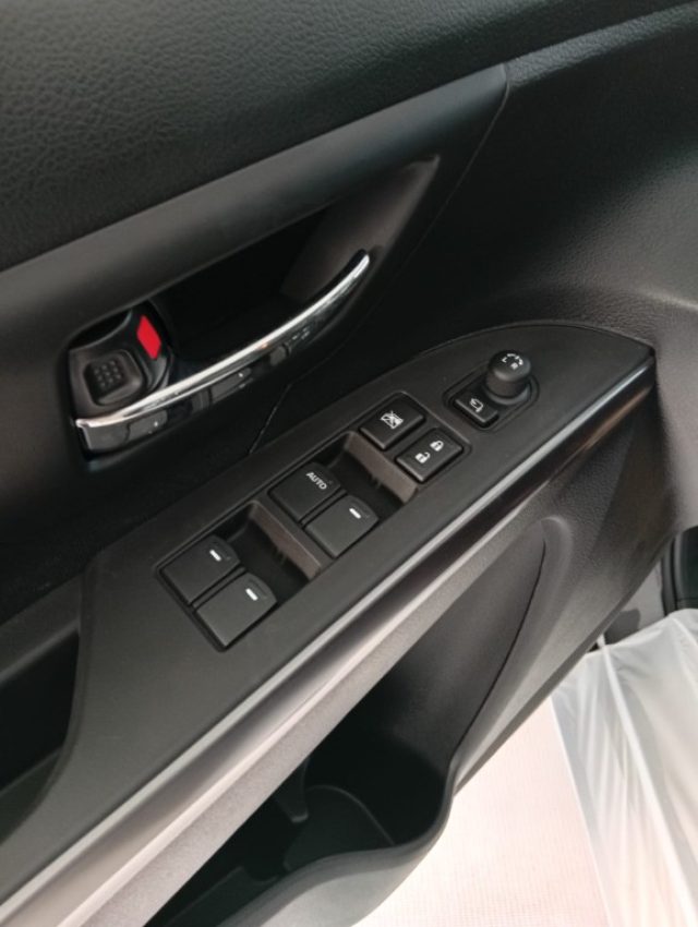SUZUKI S-Cross usata, con Controllo automatico clima