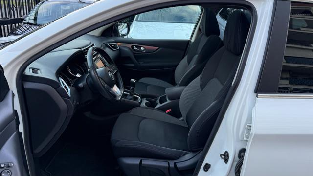 NISSAN Qashqai usata, con Controllo automatico clima
