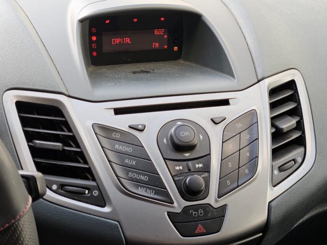 FORD Fiesta usata, con ESP