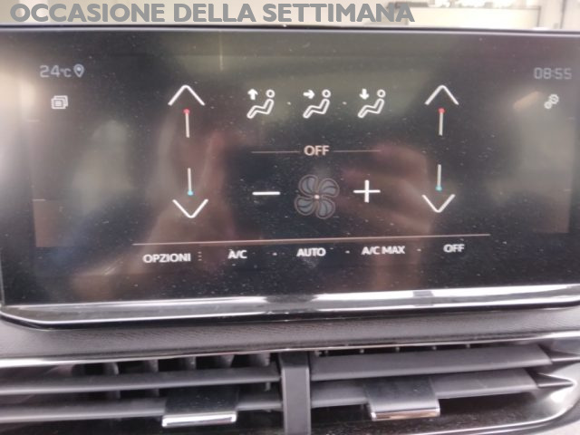 PEUGEOT 5008 usata, con Cerchi in lega