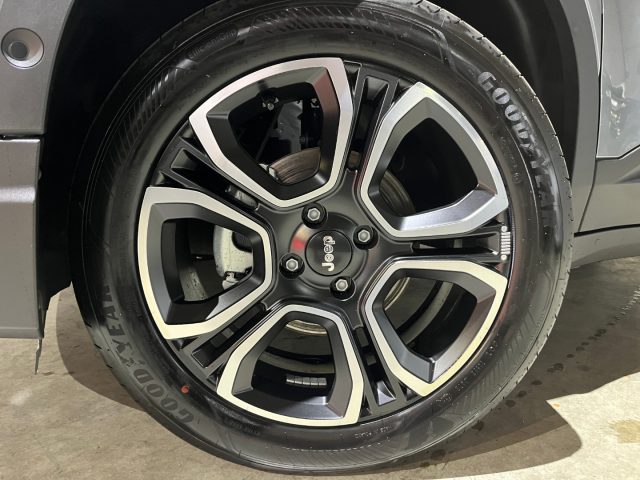 JEEP Avenger usata, con Fendinebbia