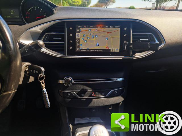 PEUGEOT 308 usata, con Bluetooth