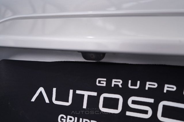 DR MOTOR DR 4.0 usata, con Telecamera per parcheggio assistito
