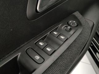 PEUGEOT 208 usata, con Vetri oscurati