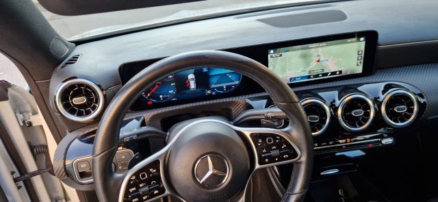 MERCEDES-BENZ CLA 200 usata, con Autoradio