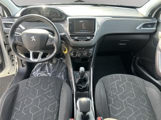PEUGEOT 2008 usata, con Cruise Control