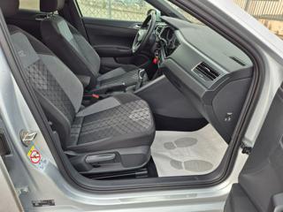 VOLKSWAGEN Taigo usata, con Controllo automatico clima