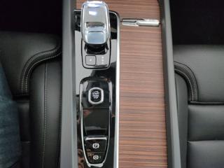 VOLVO XC60 usata, con Sedile posteriore sdoppiato