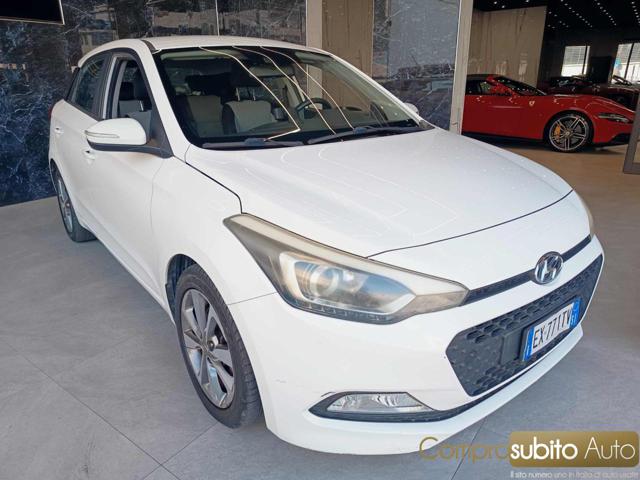 HYUNDAI i20 usata, con Airbag laterali