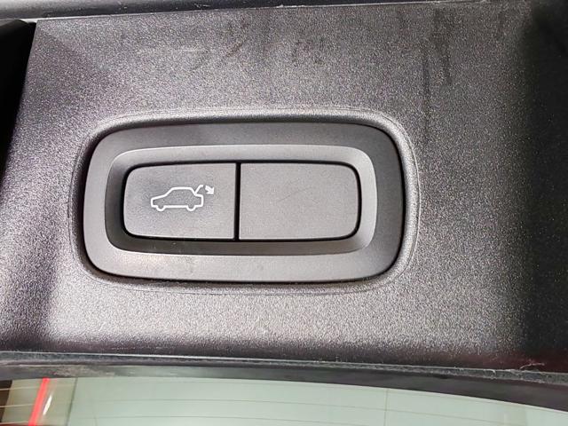 VOLVO V90 usata, con Servosterzo